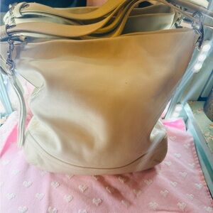 COACH Elegant Cream Leather Tote Bag